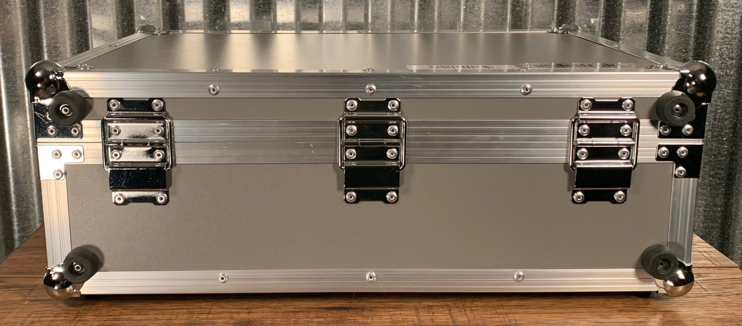 Pedaltrain Classic 1 Guitar & Bass Effect Pedalboard & Tour Case Used