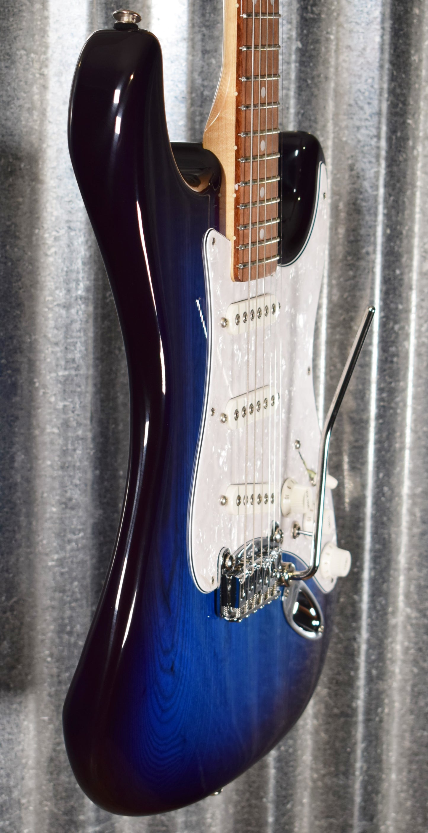 G&L USA Fullerton Deluxe S-500 Blueburst Guitar & Case S500 Demo #5052