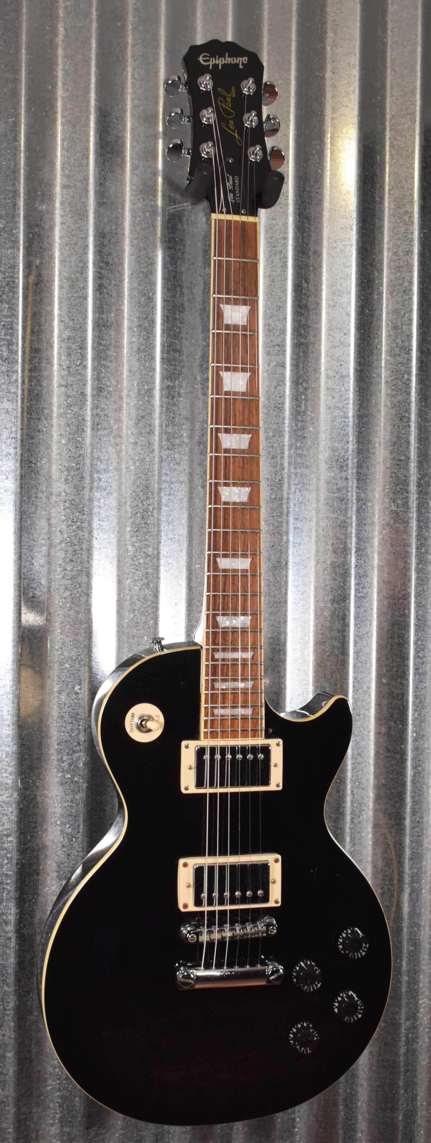 Epiphone Les Paul Standard Gloss Ebony & Case #3030 Used