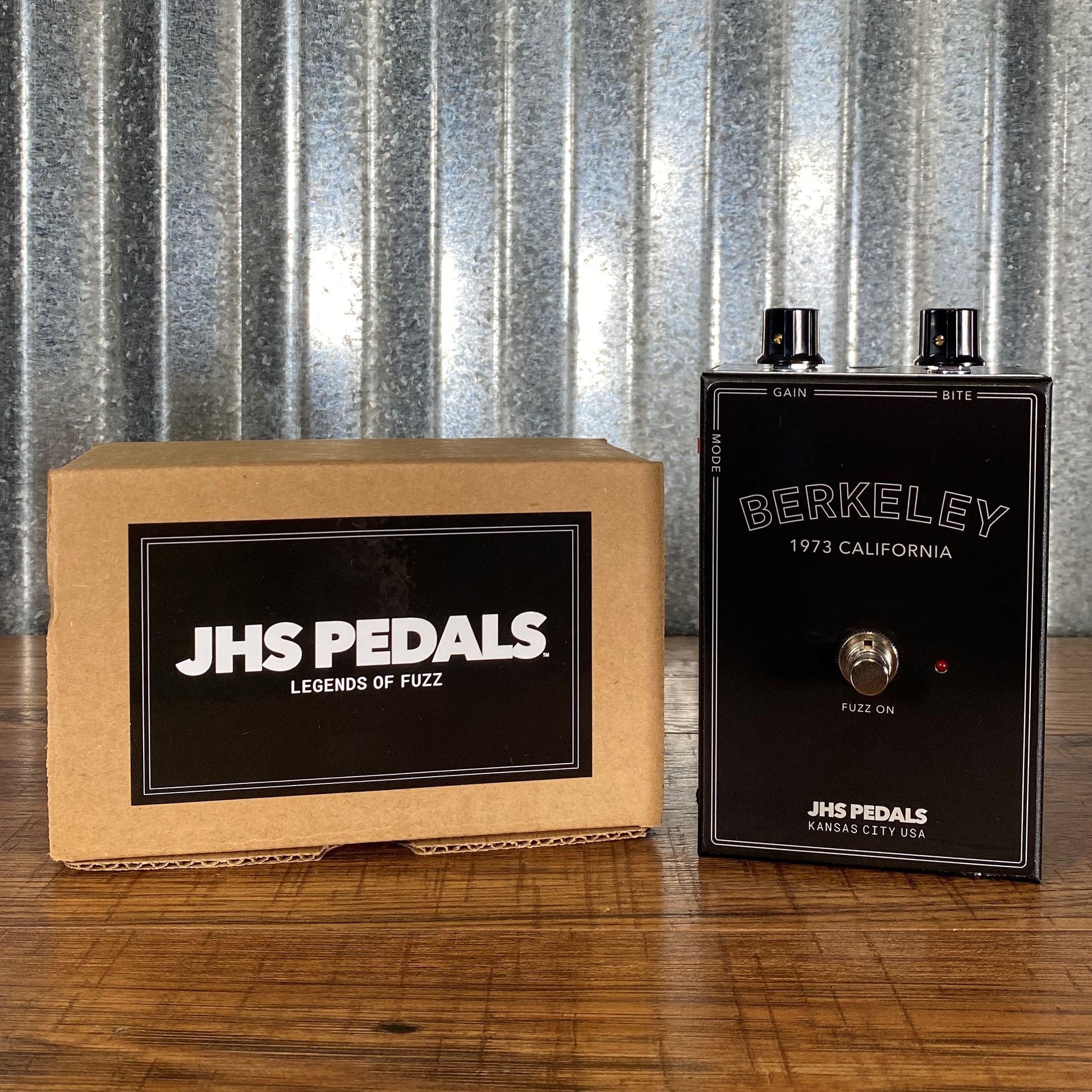 jhs pedals legends of fuzz JHS Pedals BERKELEY Fuzz 1973 California Guitar Effect Pedal – Specialty Traders