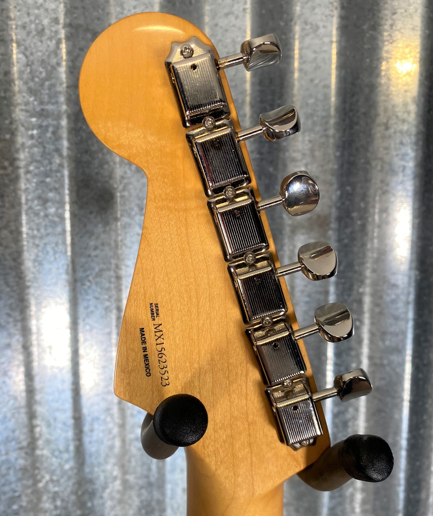 Fender Classic Series '60s Stratocaster 3 Tone Sunburst Guitar & Case #3523 Used