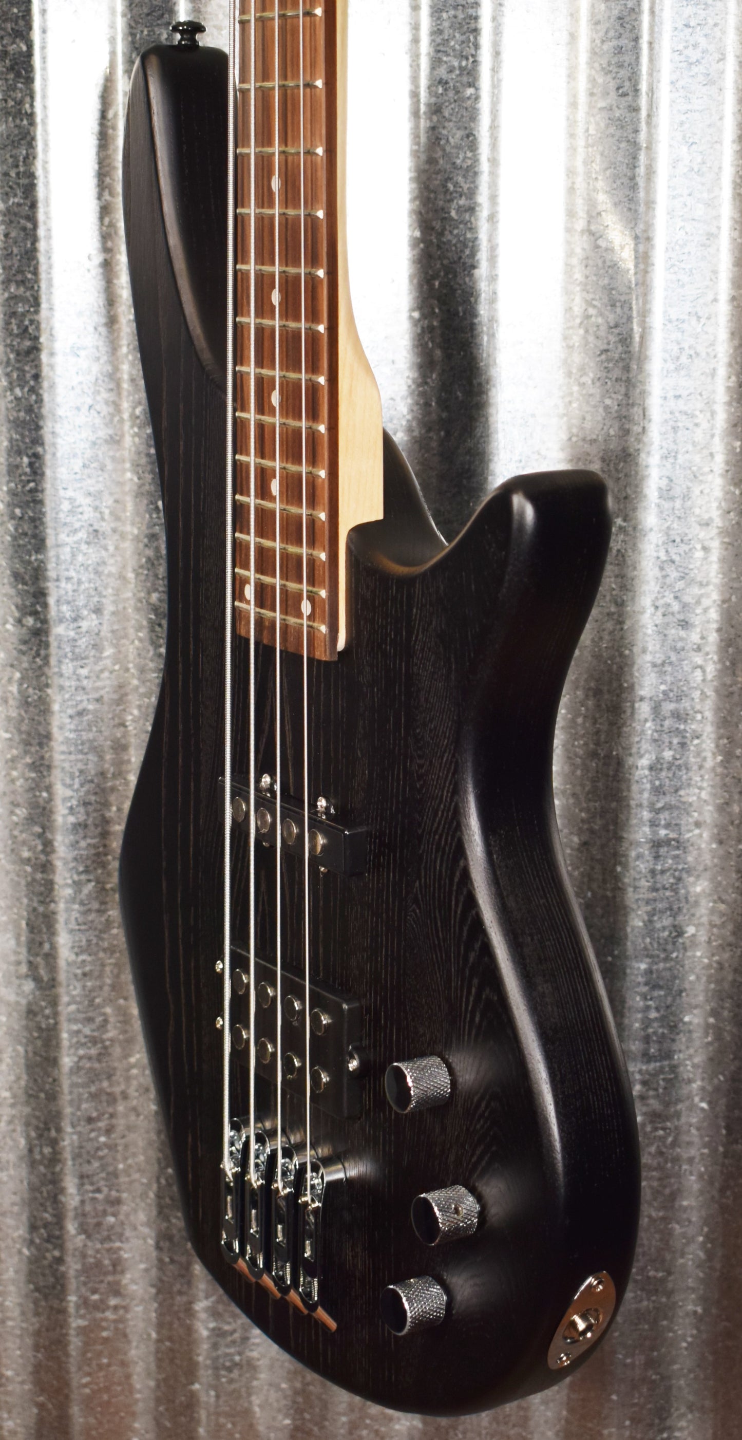 Stagg SBF-40 Fusion 40 Satin Black Bass & Case Demo