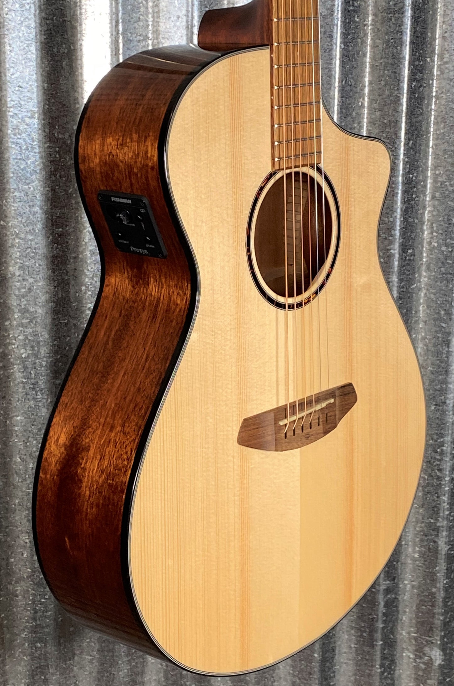 Breedlove Discovery S Concert CE Spruce Natural Acoustic Electric Guitar DSCN01CEEUAM #6558