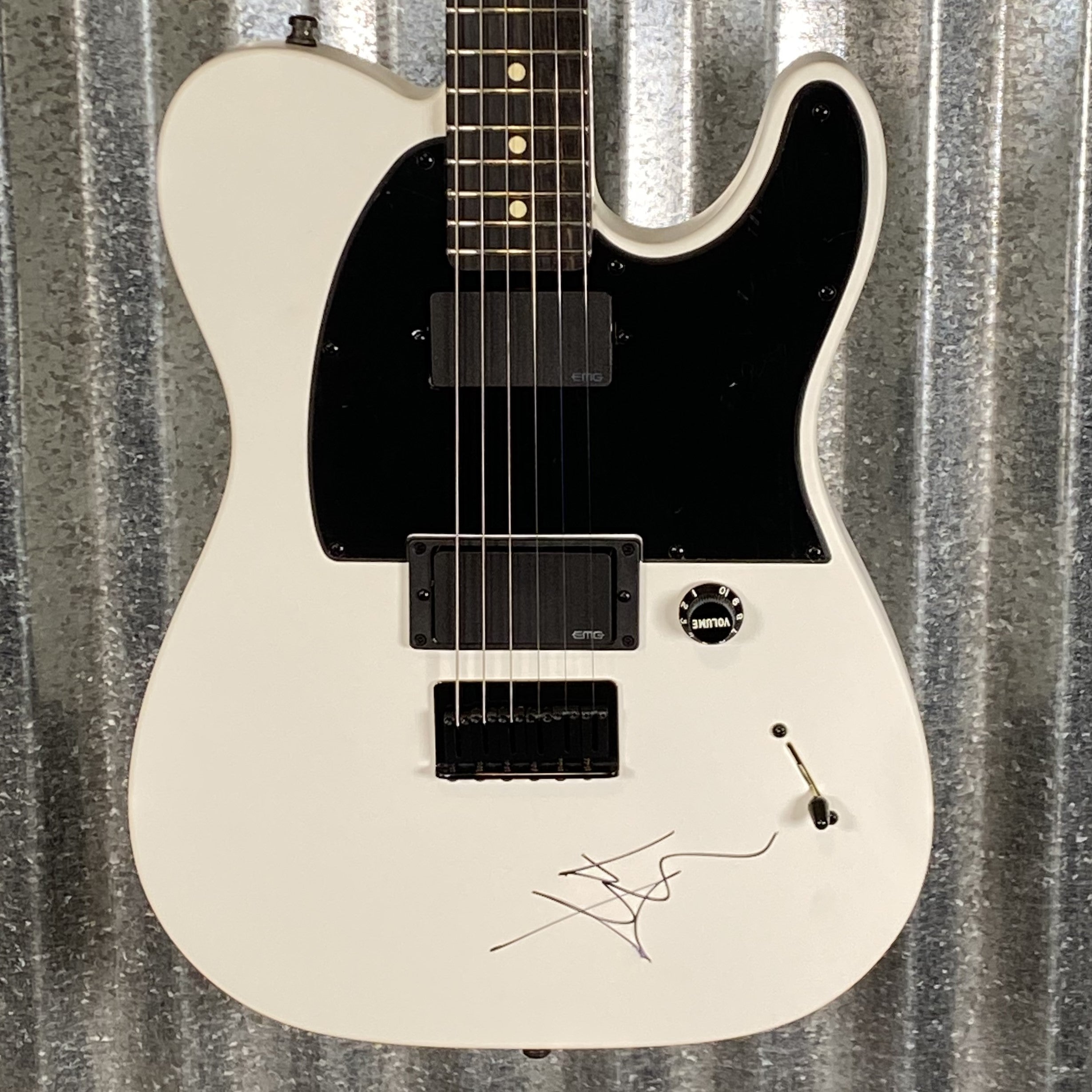 Fender Autographed Jim Root Signature Telecaster Flat White Case 05 Specialty Traders