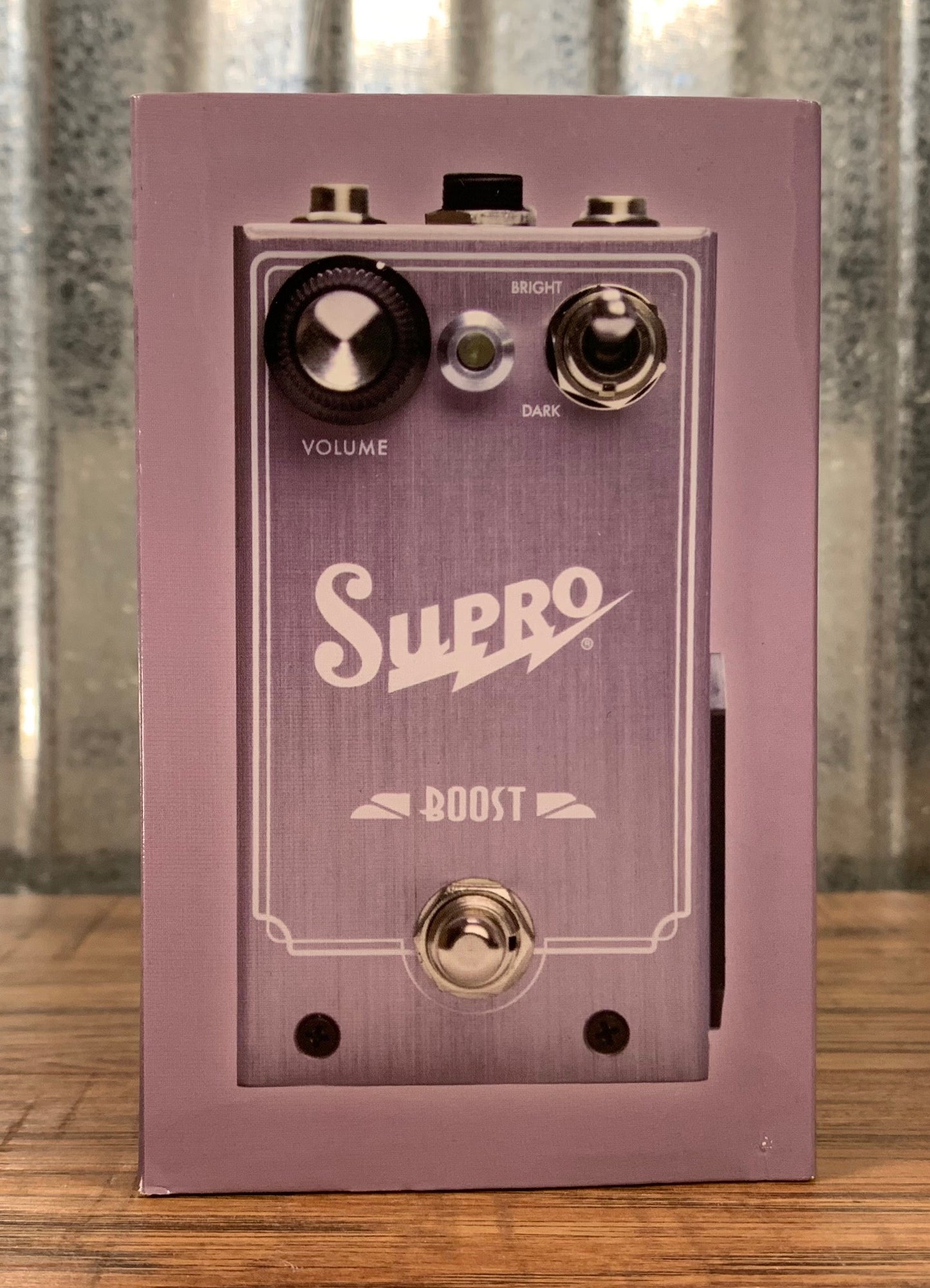 Supro USA 1303 Boost 20db J-Fet Design Guitar Bass Effects Pedal Demo