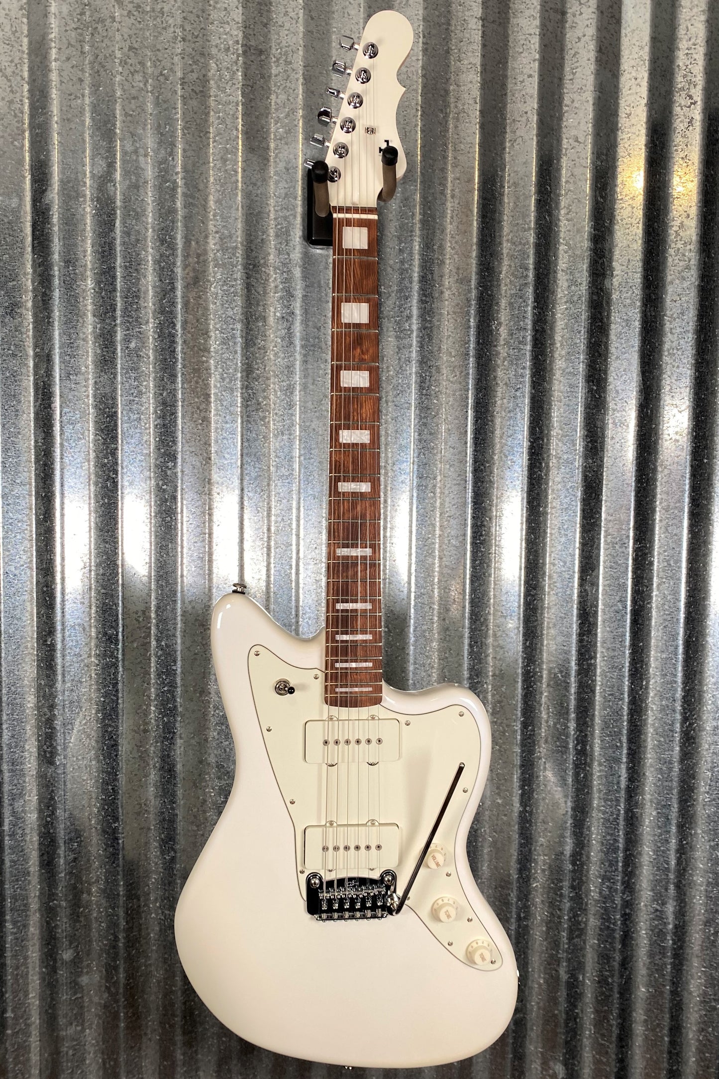 G&L USA Doheny Pearl White Guitar & Case #7259