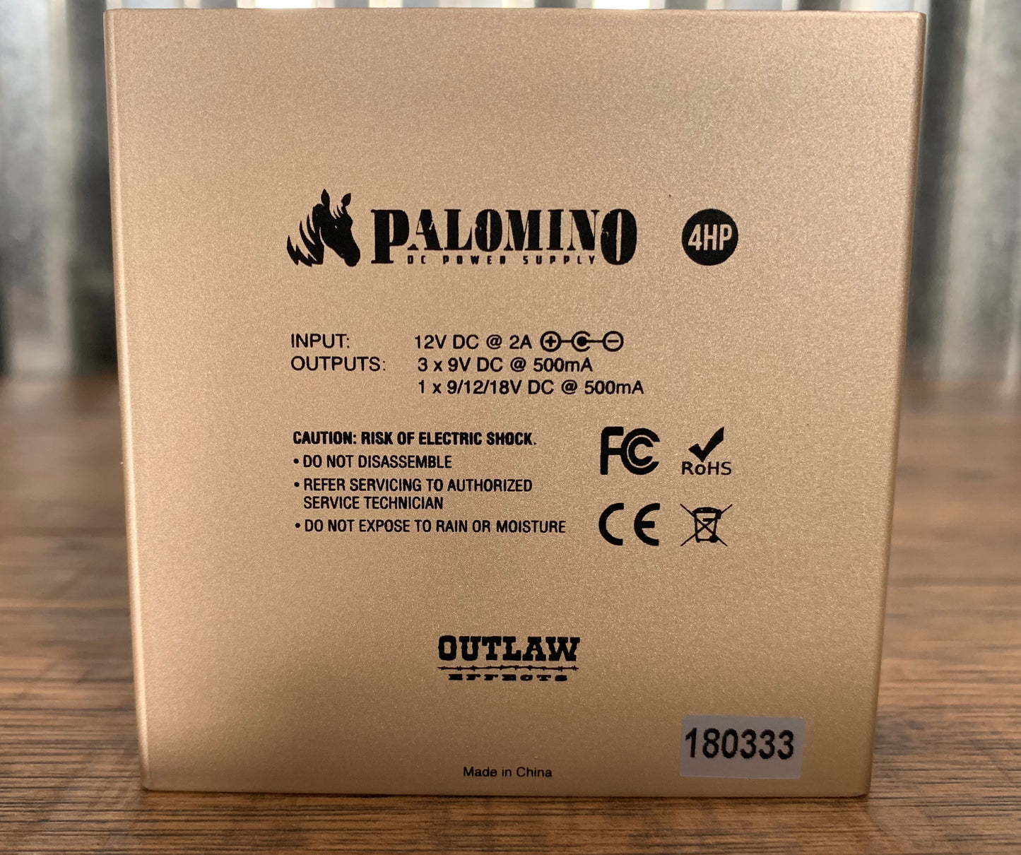 Outlaw Effects Palomino 4HP Isolated Pedalboard Guitar Effect Pedal Power Supply