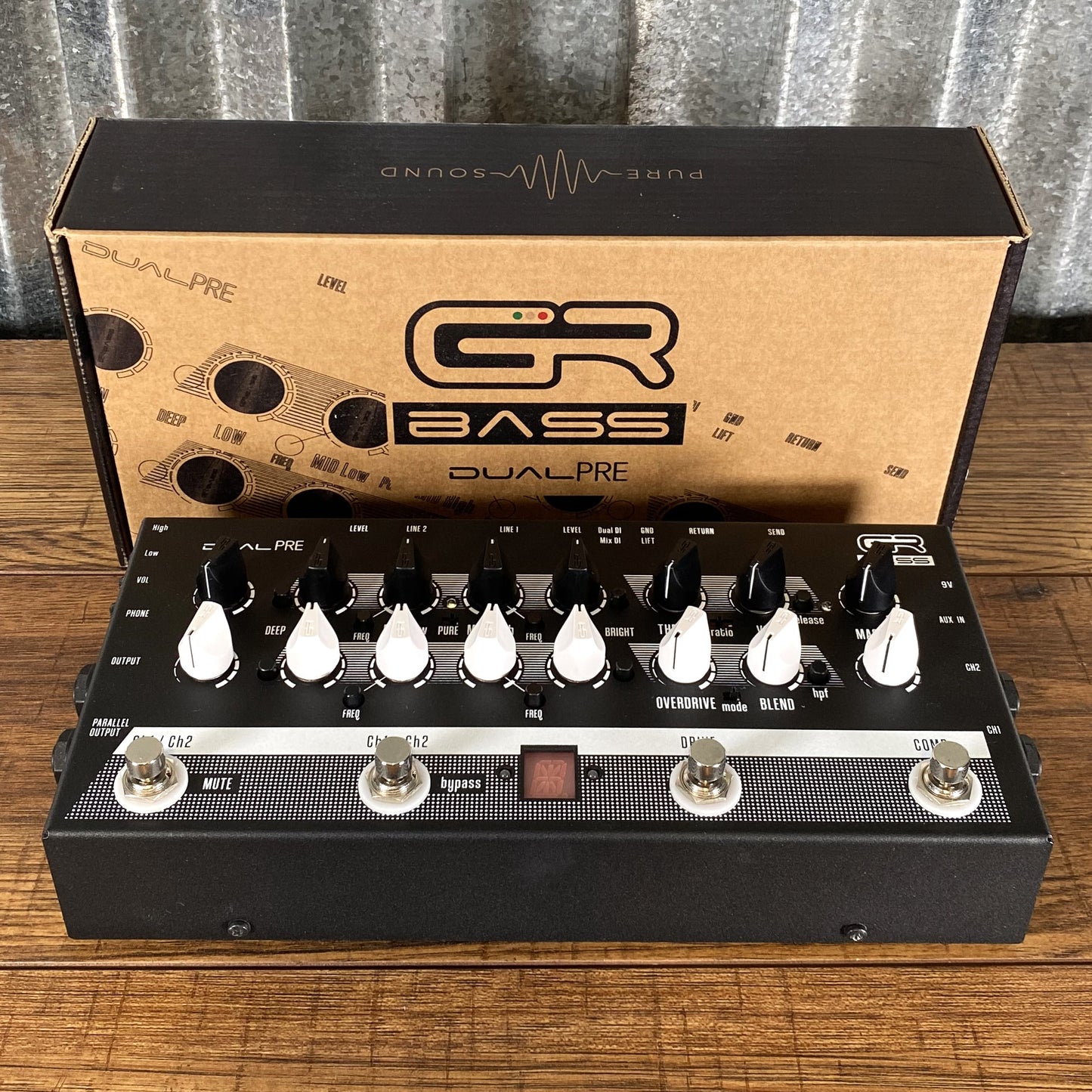 GR Bass DUAL PRE Two Channel Bass Preamp Overdrive Compressor Tuner Effect Pedal