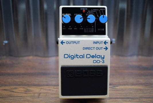 Boss DD-3 Digital Delay Guitar Effect Pedal & Visual Sound One Spot Power Supply