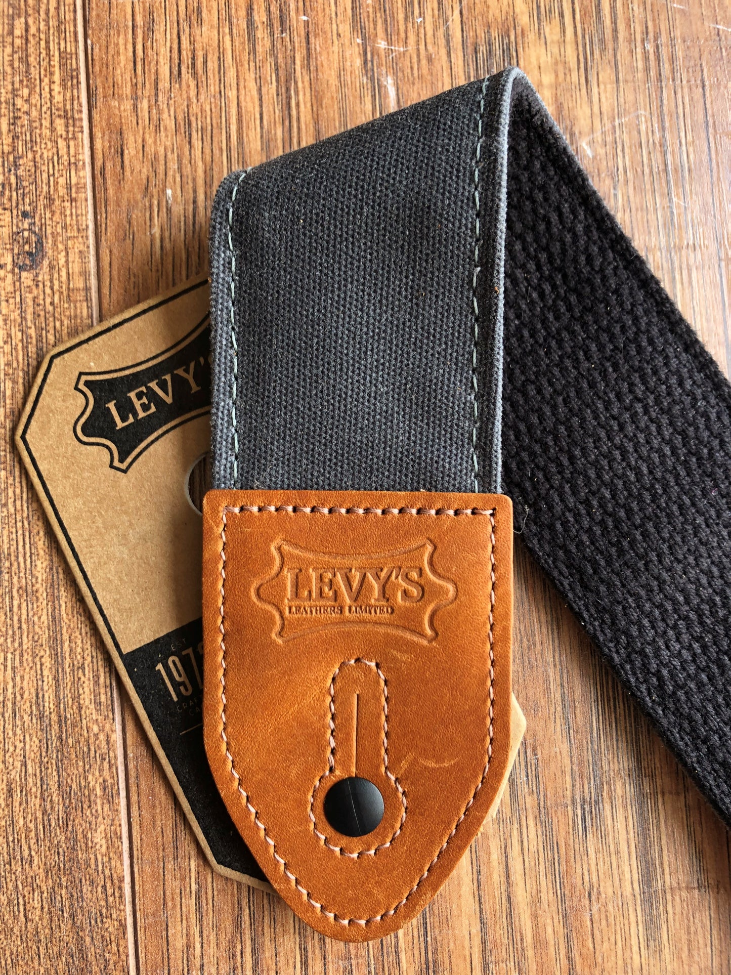 Levy's M7WC-GRY 2" Adjustable Waxed Cotton Guitar & Bass Strap Grey