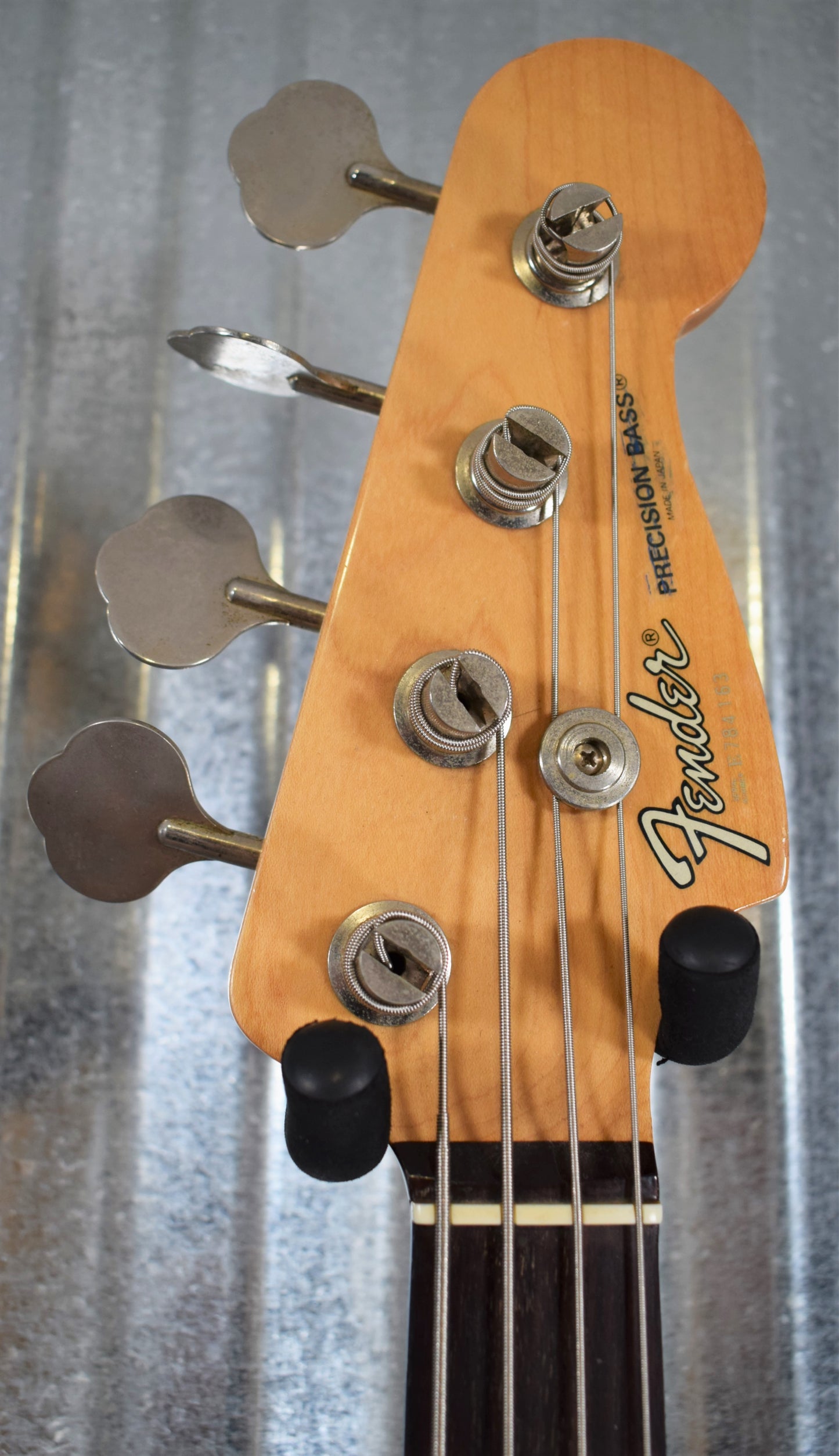 Fender Precision Bass MIJ 1984-1987 EMG Black & Case Used