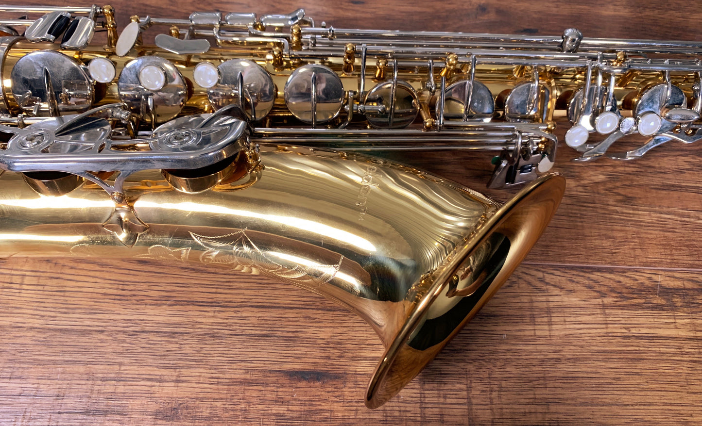Eldon by Antigua ETS420LN Tenor Saxophone & Case #9 Used