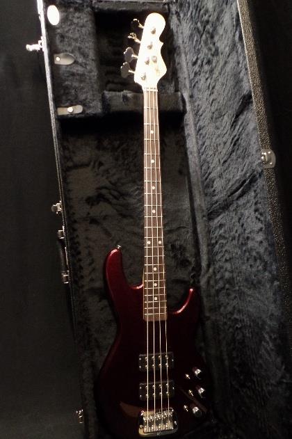 G&L USA L-2000 4 String Bass # 8 Neck Ruby Red & Case Blemish #7265 L2000