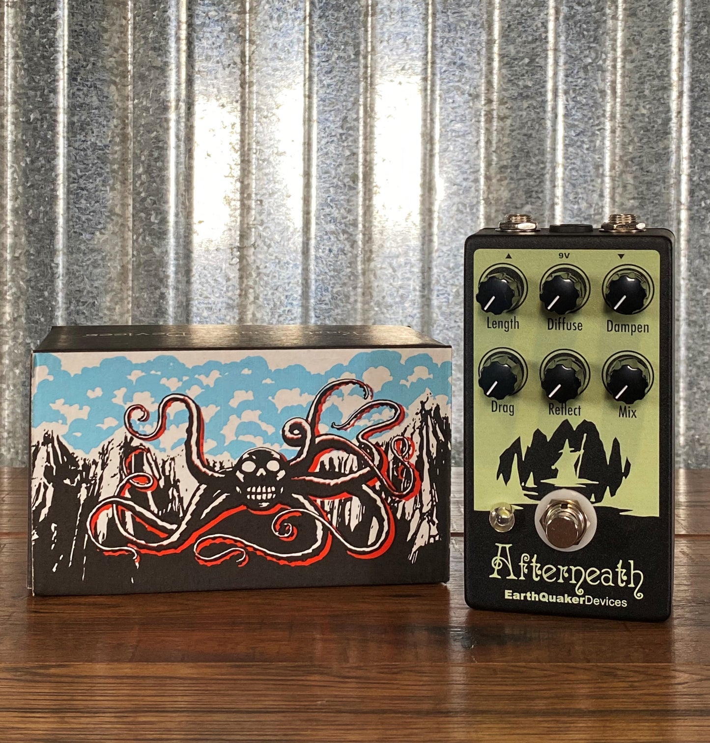 Earthquaker Devices EQD Afterneath V1 Otherworldly Reverberator Guitar Effect Pedal NOS