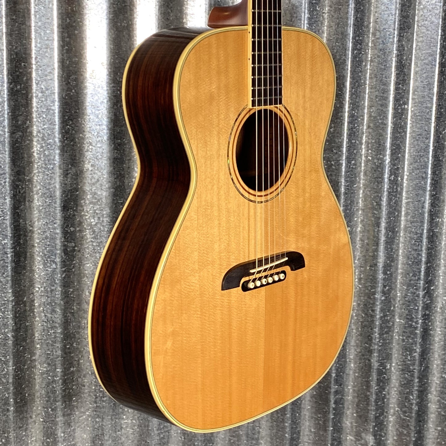 Alvarez Yairi FY-84 OM Acoustic Guitar Natural & Case #58511 Used
