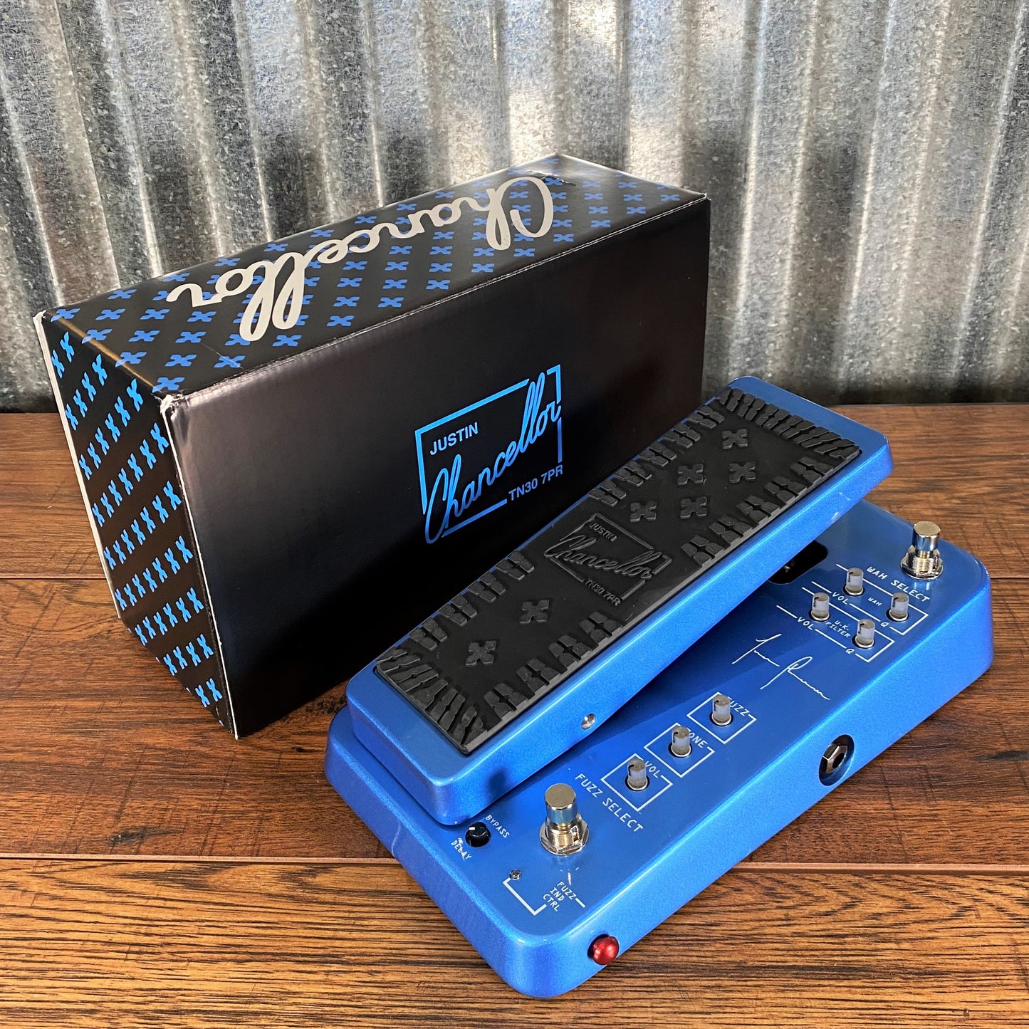 Dunlop JCT95 Justin Chancellor Cry Baby Wah Bass Effect Pedal – Specialty Traders