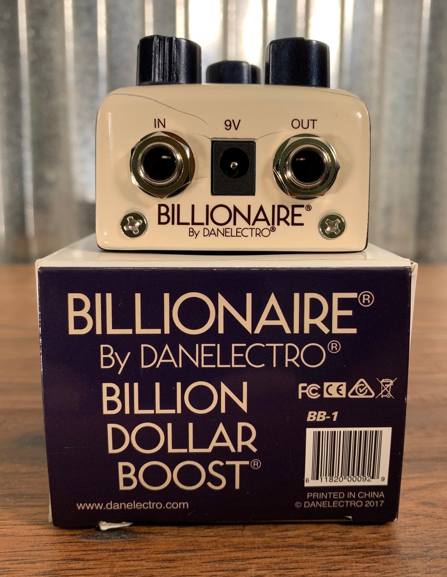 Danelectro Billionaire BB-1 Billion Dollar Boost Guitar Effect Pedal Used
