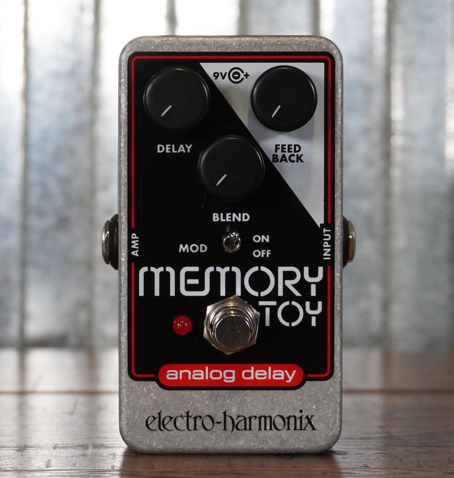 Electro-Harmonix Memory Toy Analog Delay Modulation Guitar Effect Pedal EHX