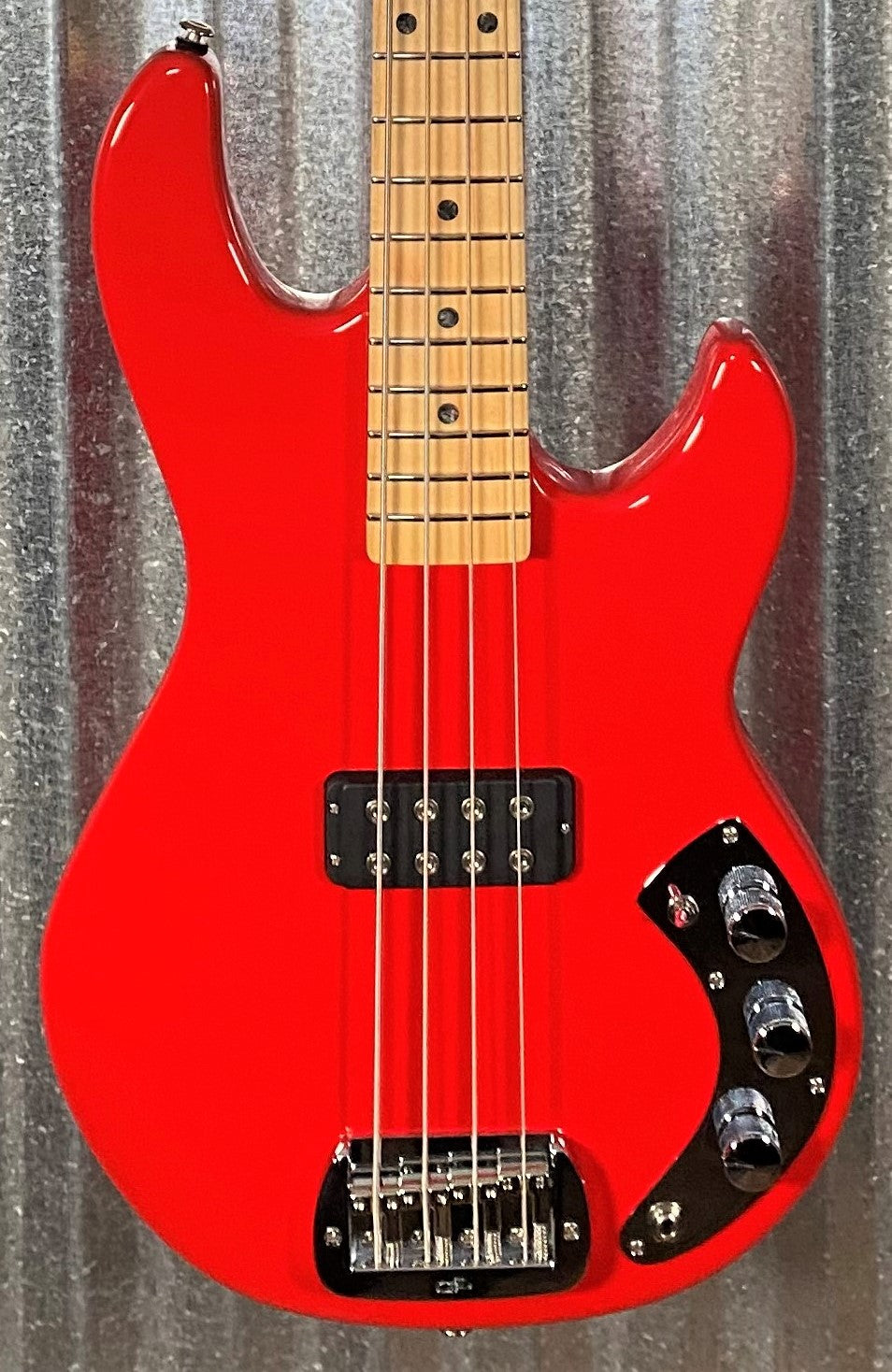 G&L USA CLF Research L-1000 4 String Bass Rally Red & Case 2019 #5174