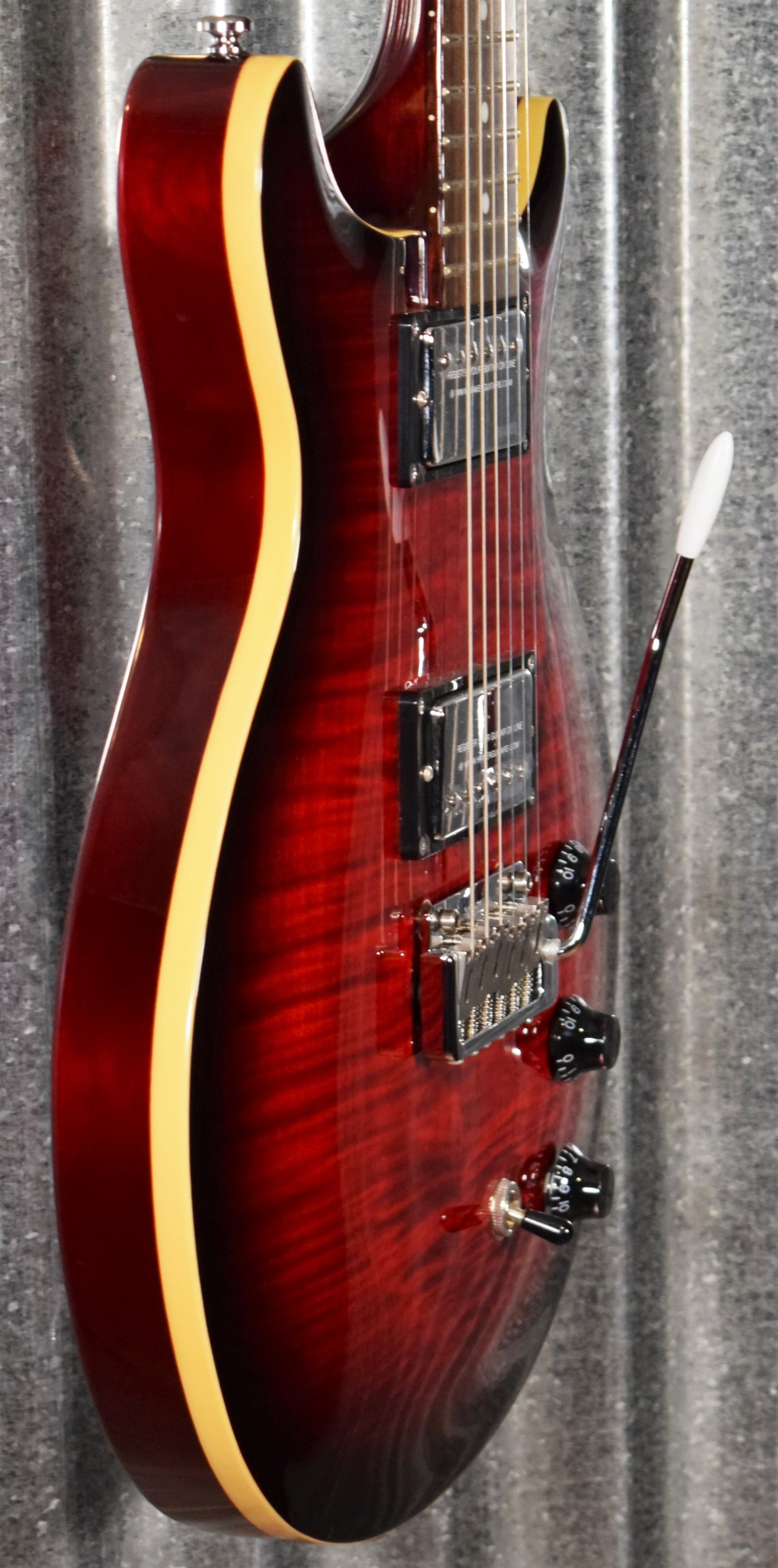 Hamer Archtop Flame Dark Cherry Wilkinson Tremolo Guitar SATFW-DCB #1099