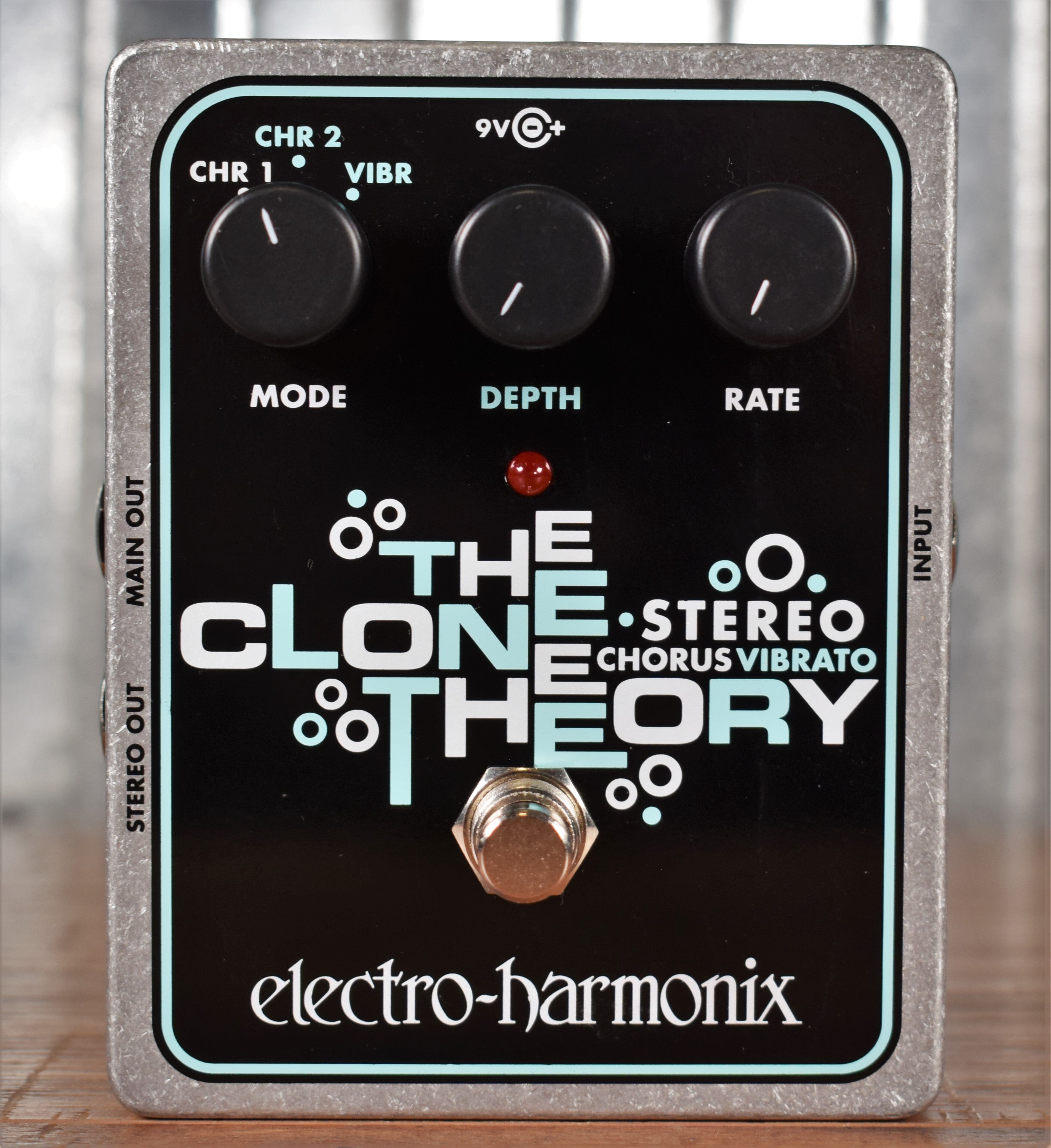 Electro-Harmonix Stereo Clone Theory Analog Chorus Vibrato Guitar