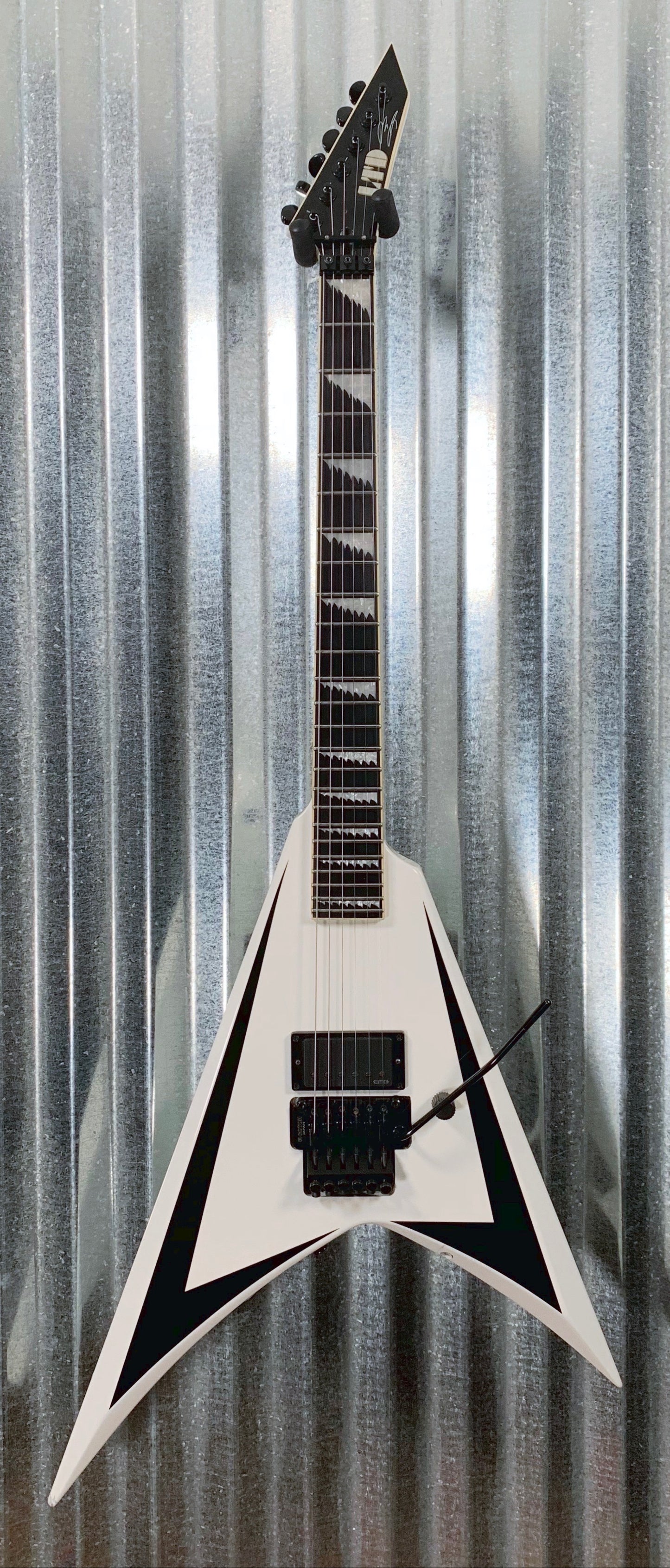 ESP LTD ALEXI-600 Scythe White Alexi Laiho V Guitar & Bag #2521 Used
