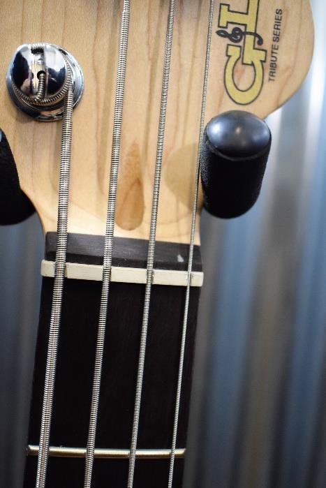 G&L Tribute M-2000 4 String Bass Honeyburst 3 Band Active EQ M2000 #8104