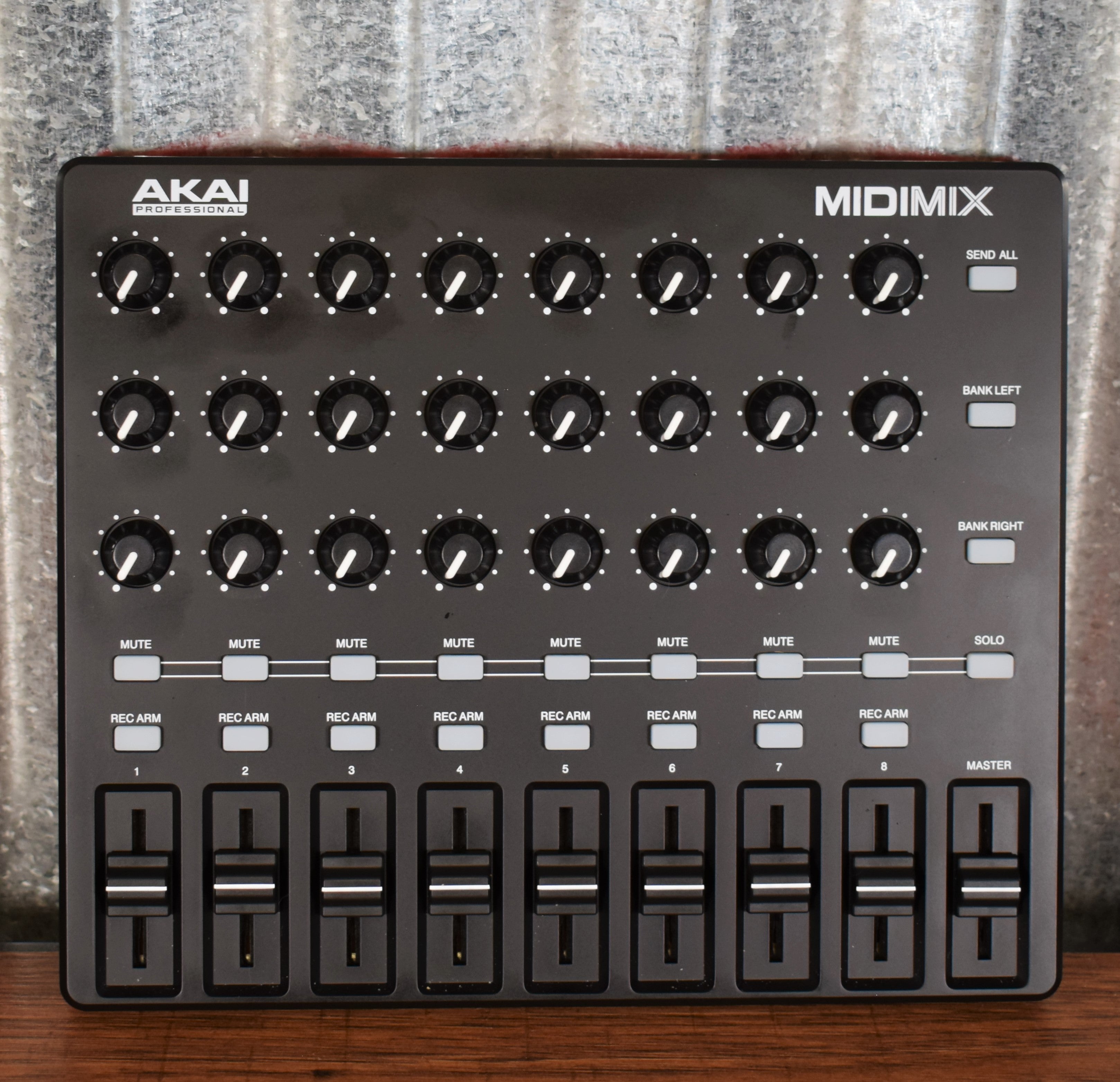 Akai MIDImix Portable Mixer & DAW Controller Used – Specialty Traders