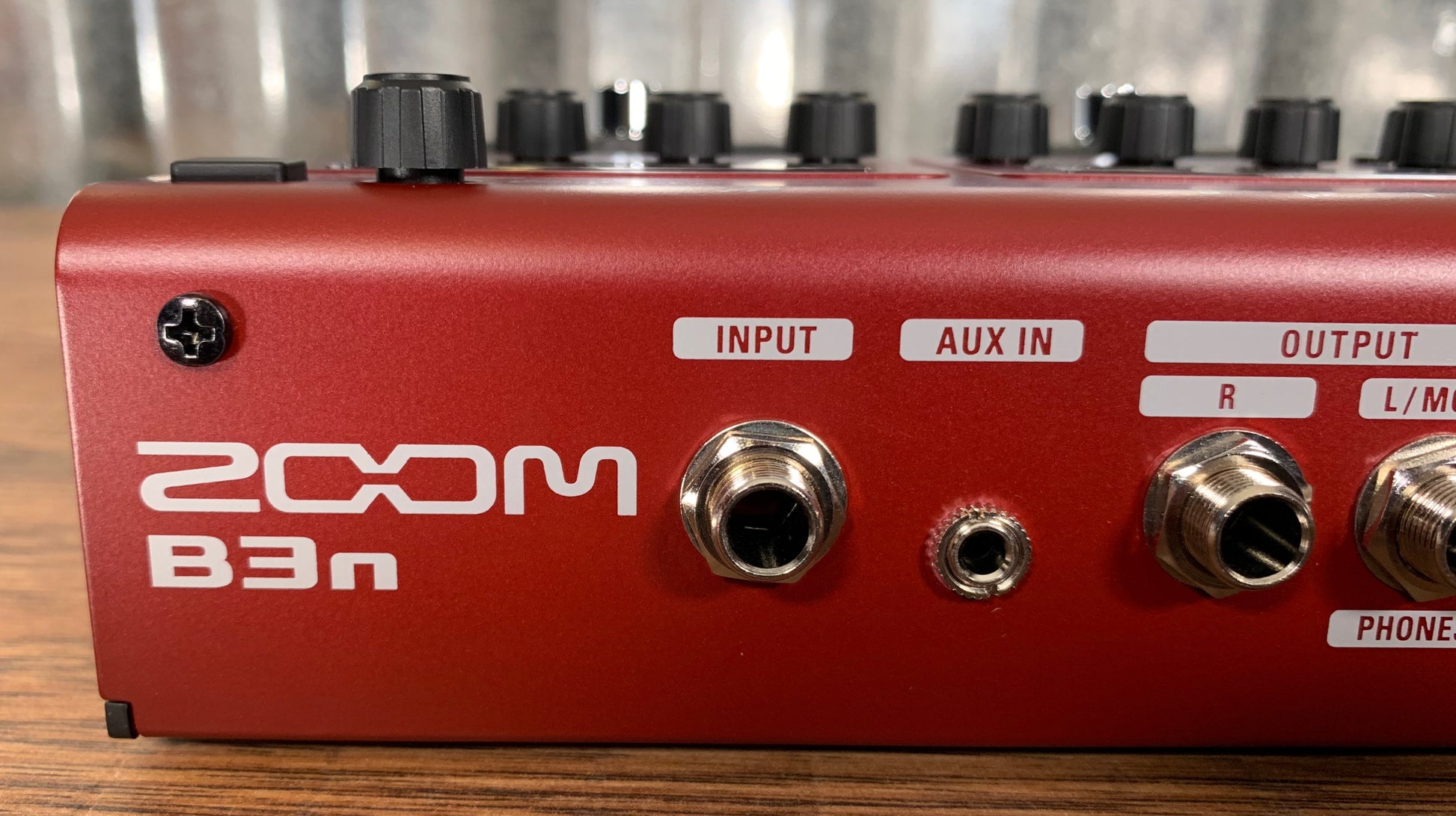 zoom bass pedal Zoom B3n Programmable Multi-Effect Bass Guitar Effect Pedal – Specialty Traders