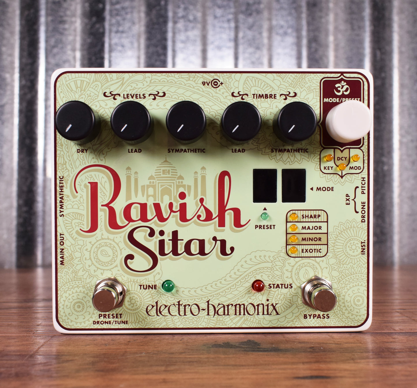 Electro-Harmonix EHX Ravish Sitar Synth Guitar Effect Pedal