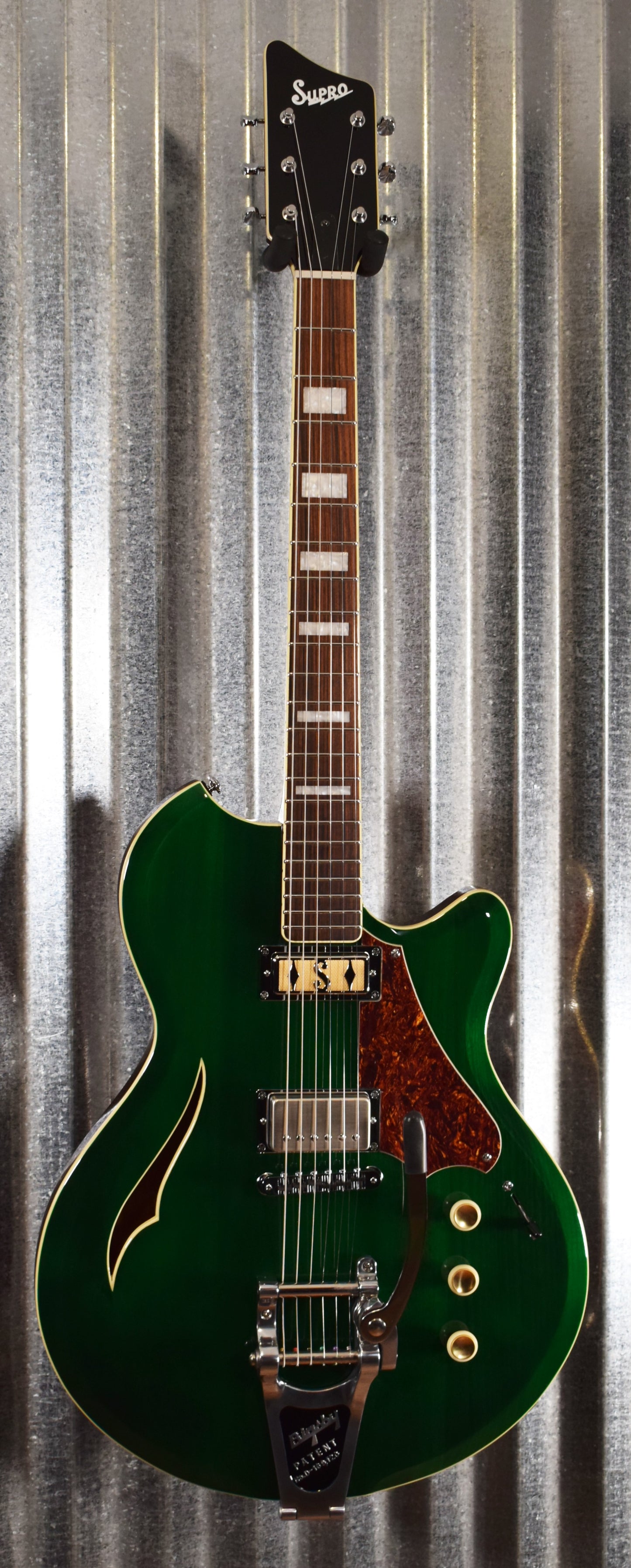 Supro USA 2054BGB7 Conquistador Trans British Green Racing Semi Hollow Guitar & Case Demo #0115