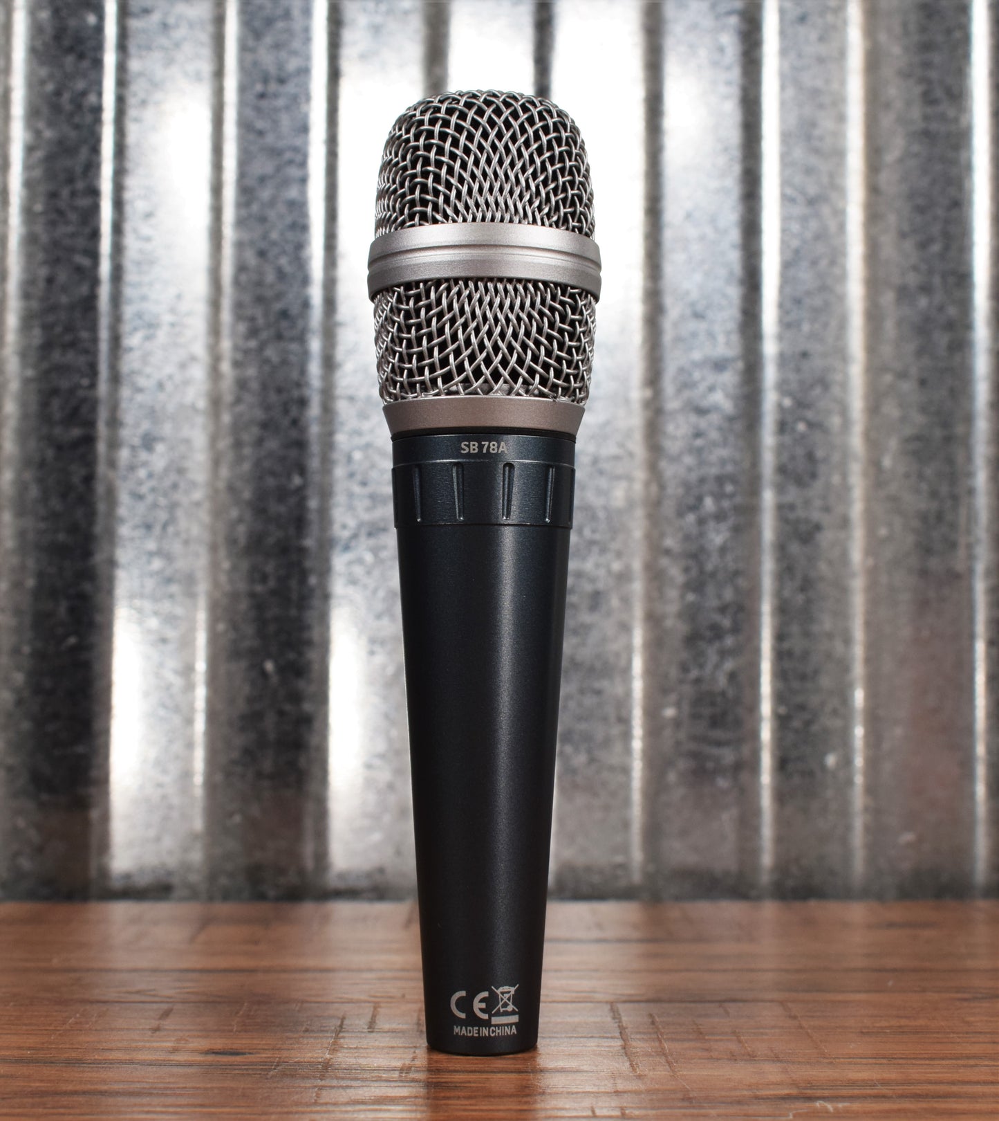 Behringer SB78A Cardioid Condenser Microphone & Gator Tripod Boom Stand & XLR Cable