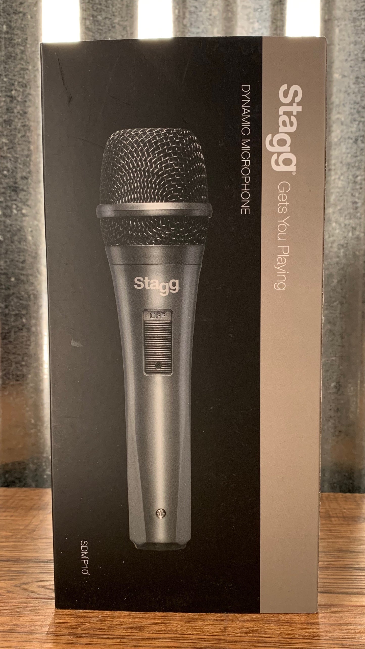 Stagg SDMP10 Dynamic Microphone with ON/OFF Switch, Case & Cable