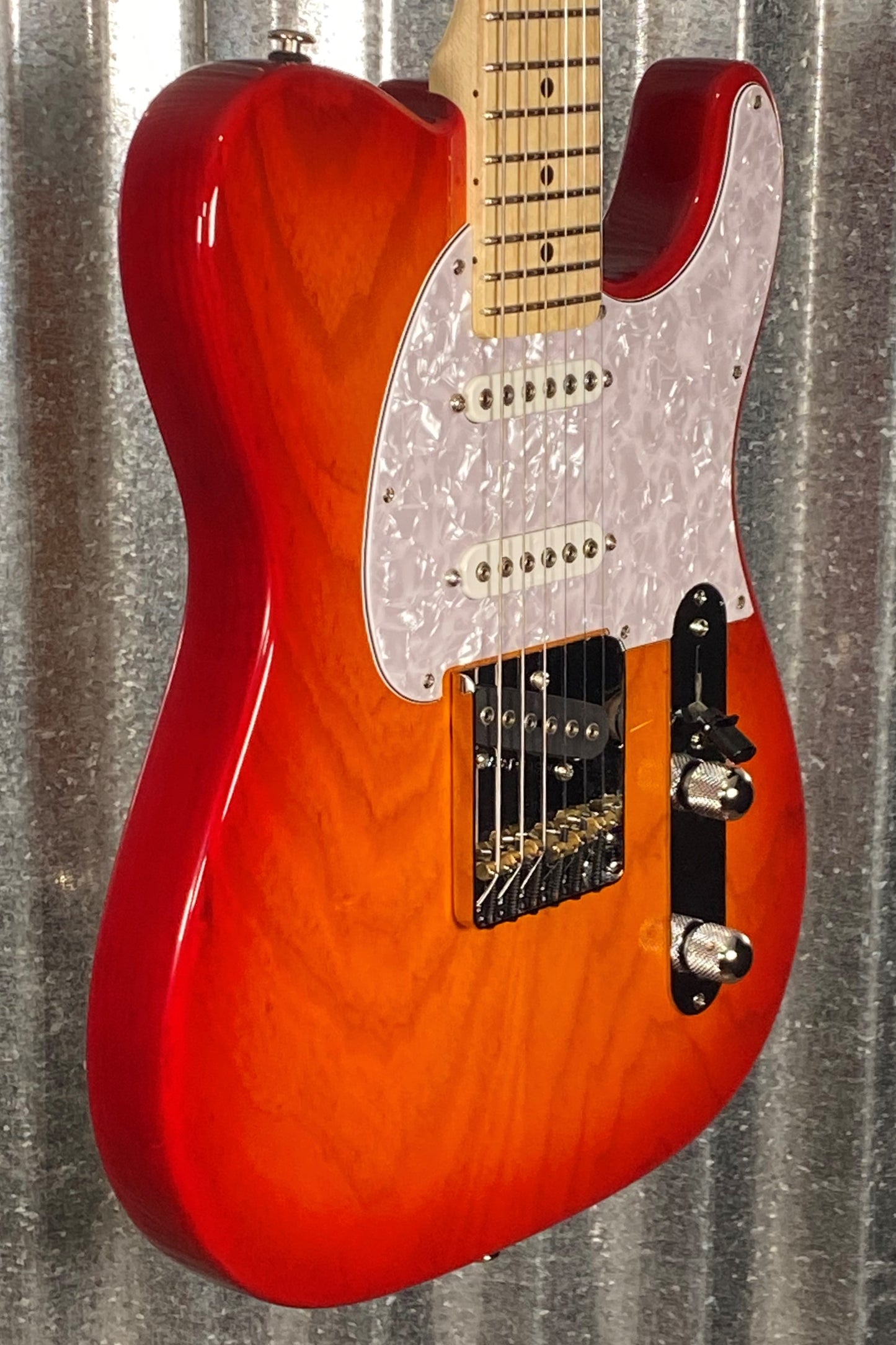 G&L USA ASAT Classic S Cherryburst Guitar & Case #7171