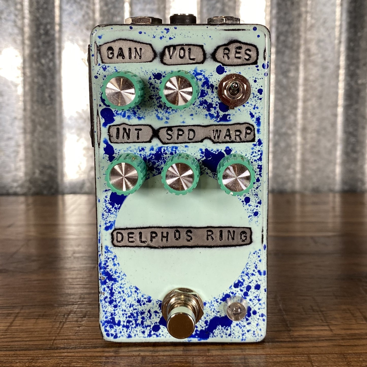 Footloose Effects Delphos Ring Silicon Fuzz Ring Modulator Guitar Effect Pedal Used