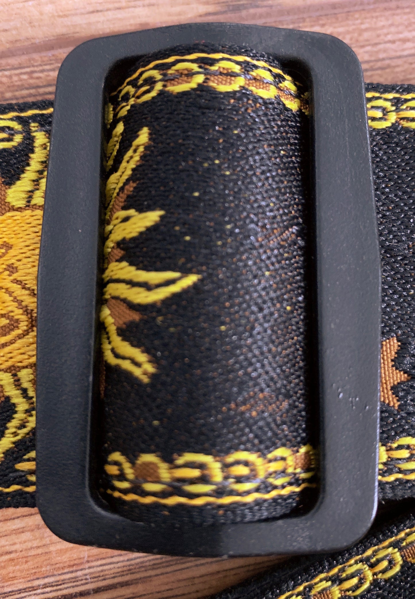 Levy's MPJG-SUN-BLK 2" Sun Design Jacquard Weave Guitar Strap Black