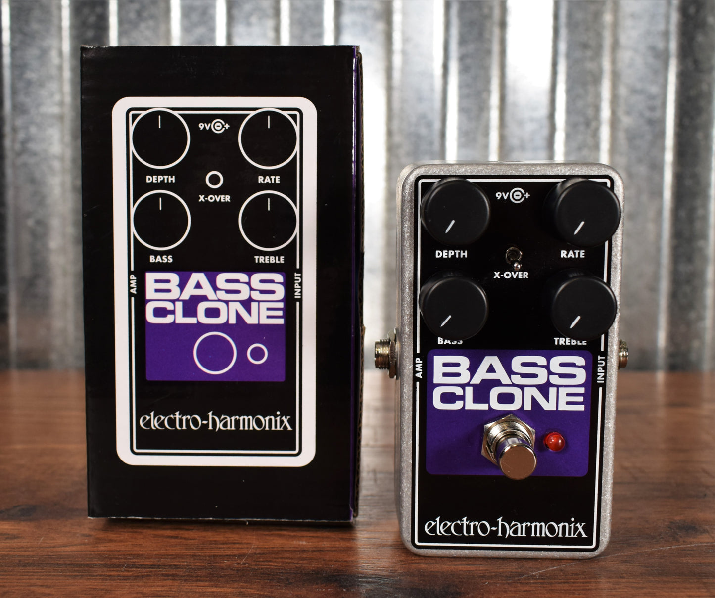 Electro-Harmonix Bass Clone Bass Chorus Guitar Effects Pedal