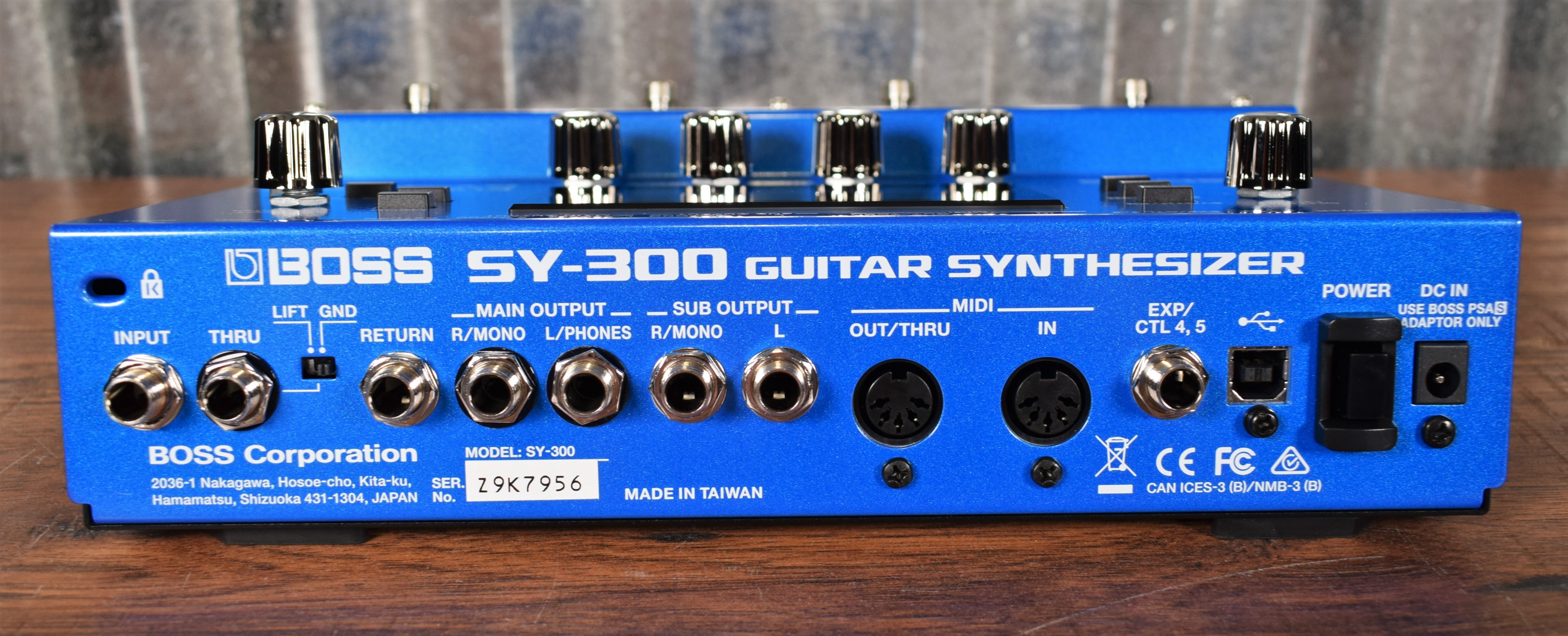 Boss SY-300 Guitar Synthesizer Effect Pedal – Specialty Traders