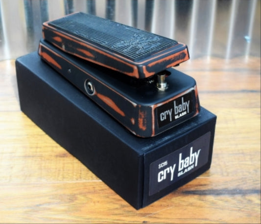 Dunlop SC95 Slash Cry Baby Classic Wah Guitar Effect Pedal Distressed Finish