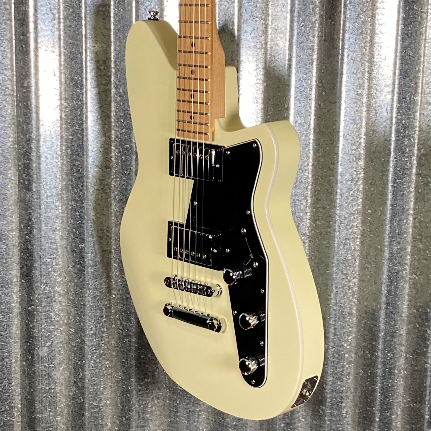 Reverend Guitars Jetstream HB Special Edition Hardtail Cream & Bag #566682 B Stock