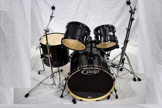 DW Pacific Drums Mainstage Black Metallic 5 Piece Drum Kit & Stands & Throne