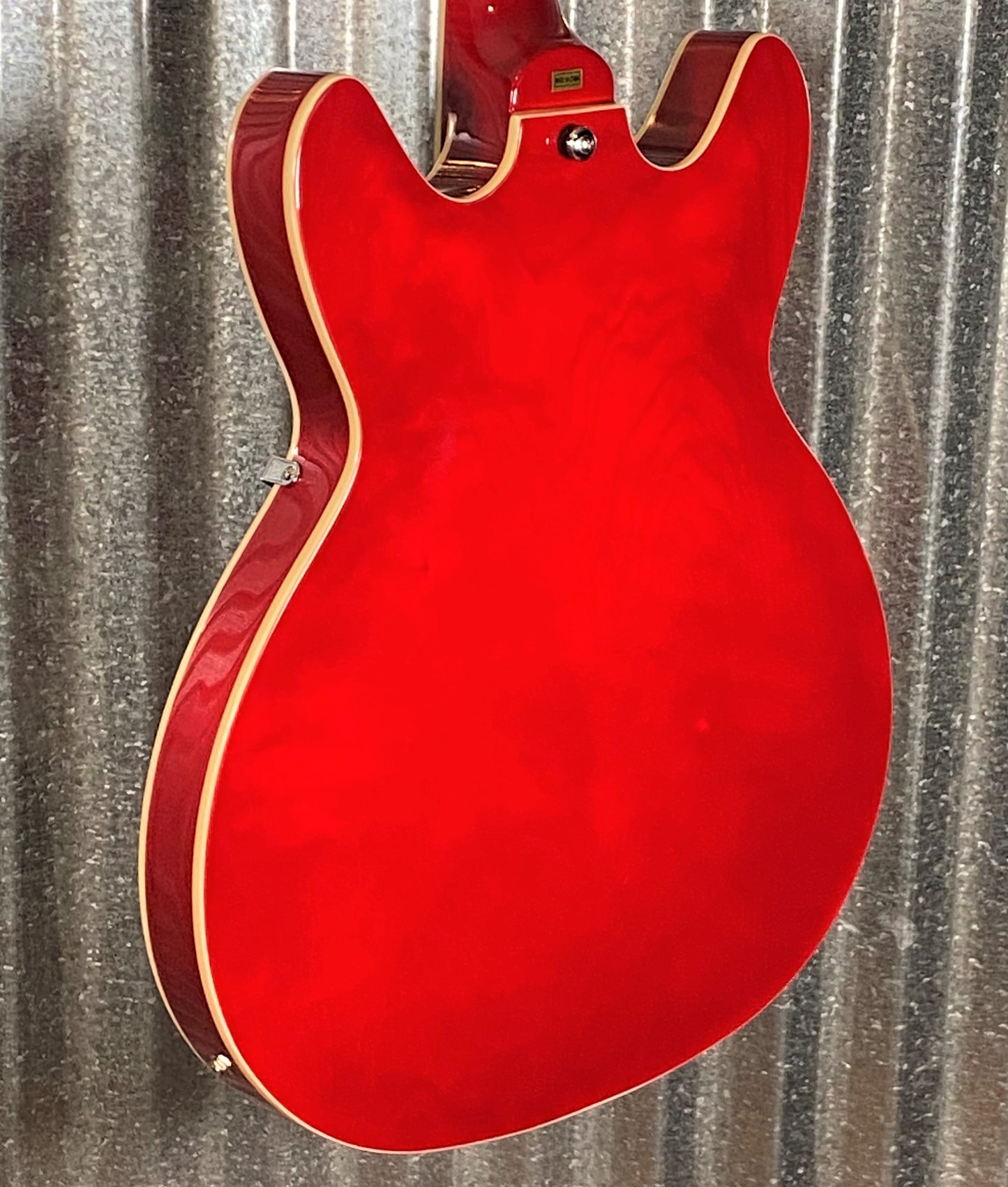 Hagstrom VIKB-WCT Viking 4 String Semi Hollow Short Scale Bass Wild Cherry Transparent #0801