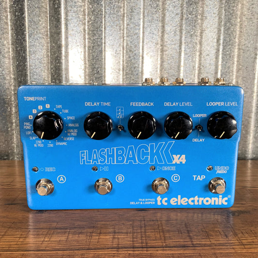 TC Electronic Flashback X4 Delay Looper Guitar Bass Effect Pedal Used