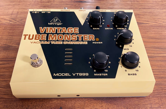 Behringer VT999 Vintage Tube Monster Classic Overdrive Guitar Effect Pedal Used