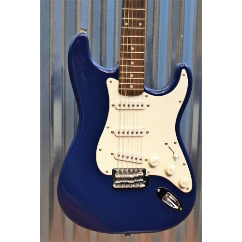 Fender Squier Affinity Stratocaster Blue Rosewood Fingerboard Guitar Used