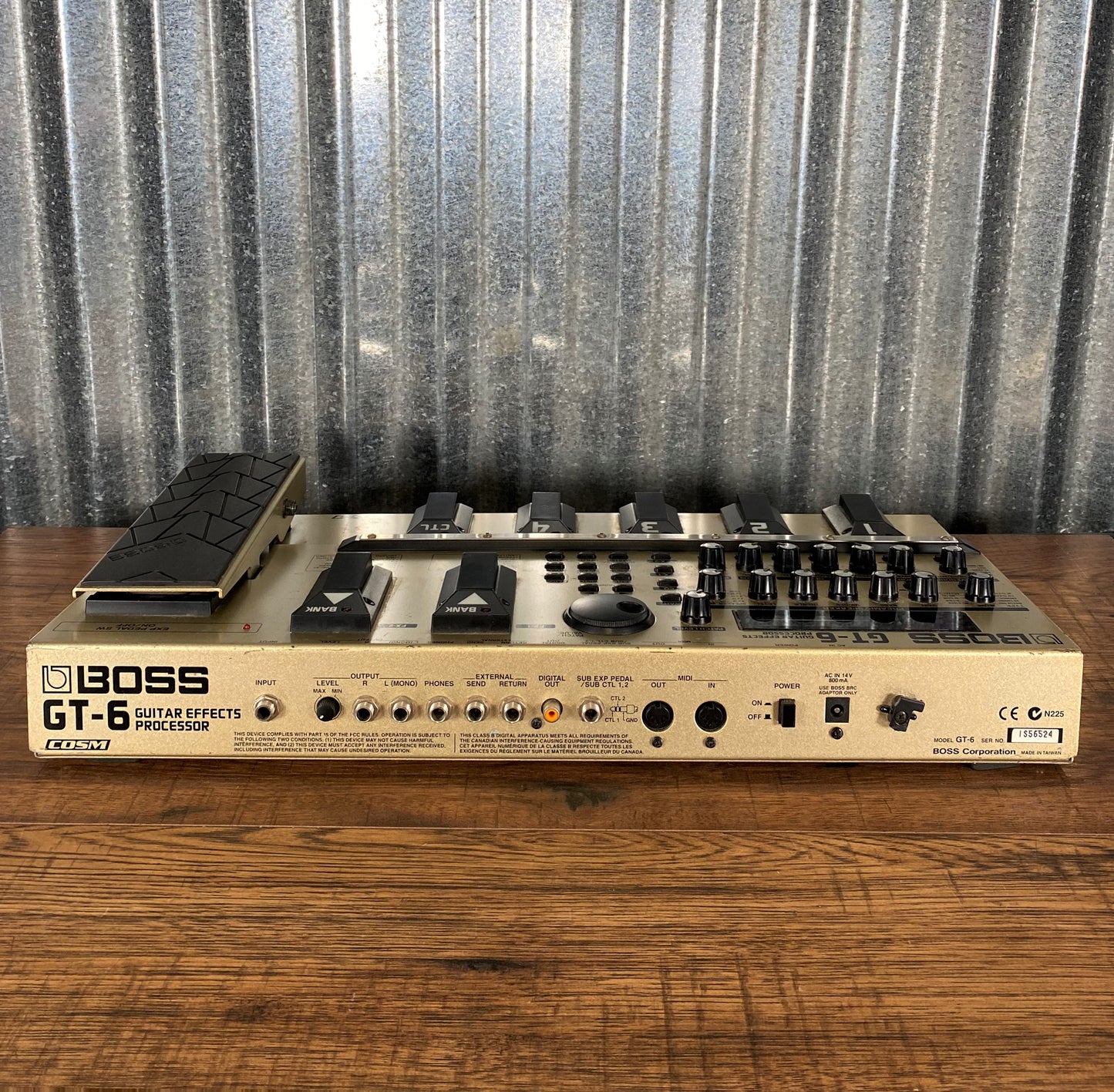 Boss GT-6 Multi Effect Processor Guitar Effects Pedal Used