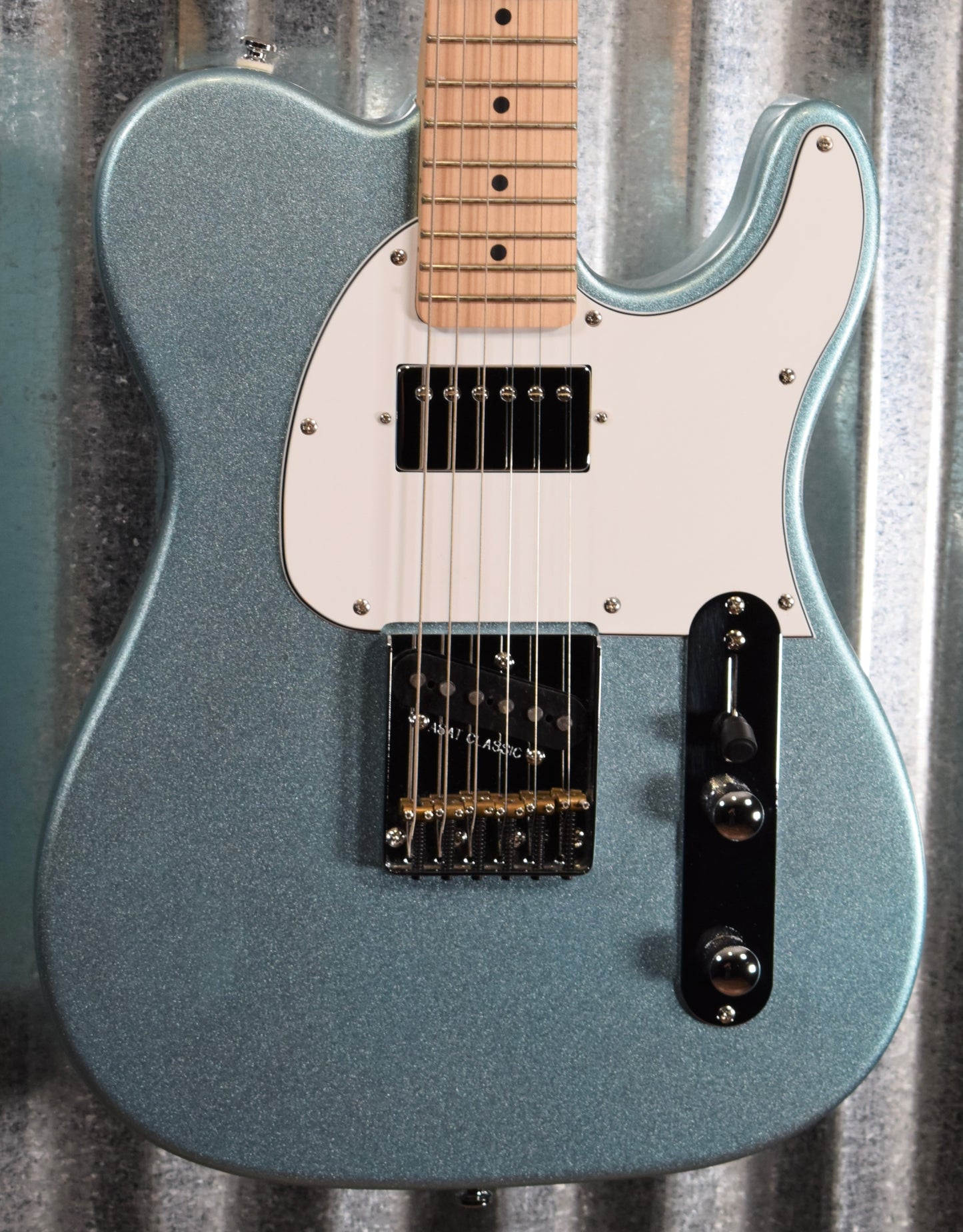 G&L Guitars ASAT Classic Bluesboy Tribute Light Blue Metallic Guitar & Bag Used