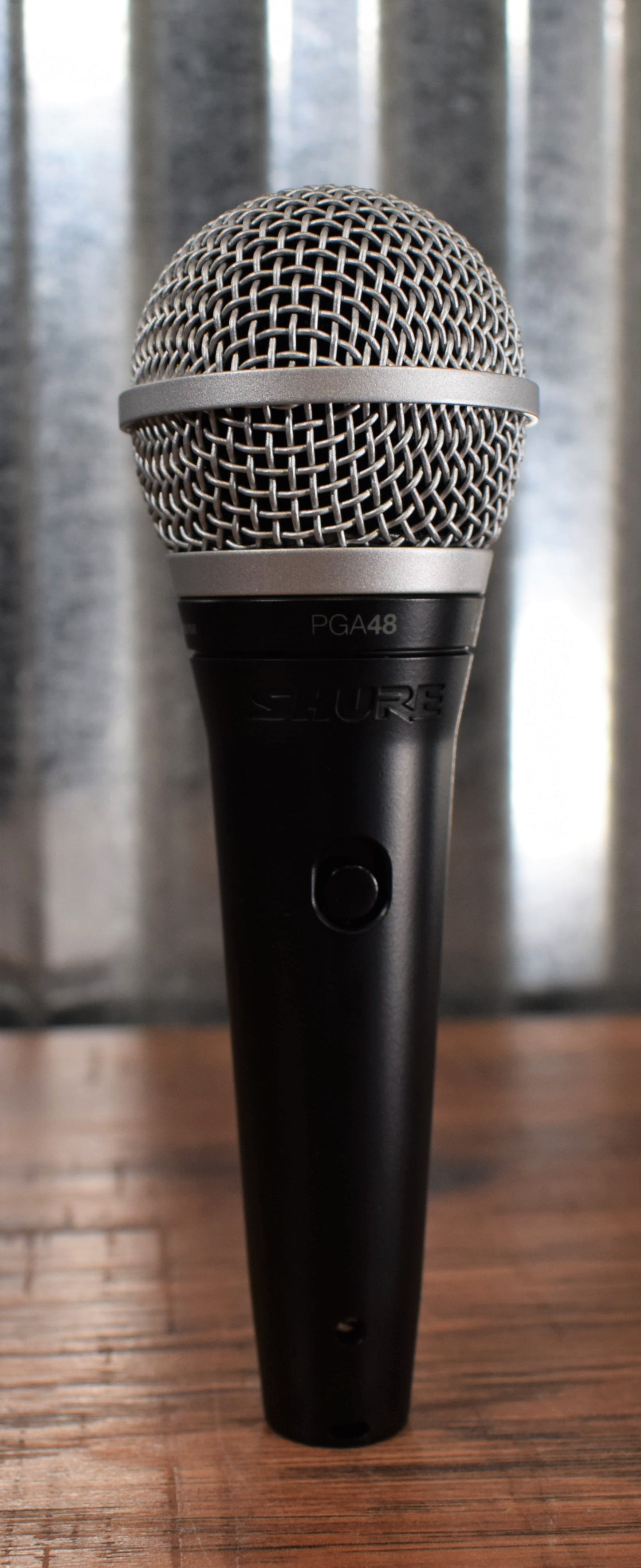 Shure PGA48-XLR Cardioid Dynamic Vocal Microphone Demo