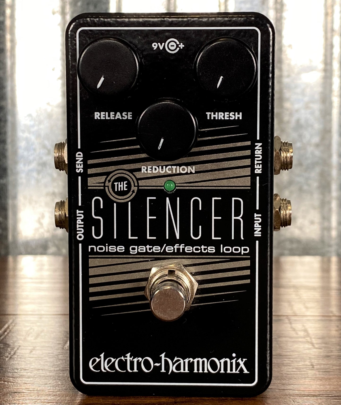 Electro-Harmonix EHX The SILENCER Noise Gate & Effects Loop Guitar & Bass Effect Pedal Used