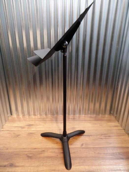 Manhasset 5001 Orchestral Stand For Concert Orchestras Double Lip